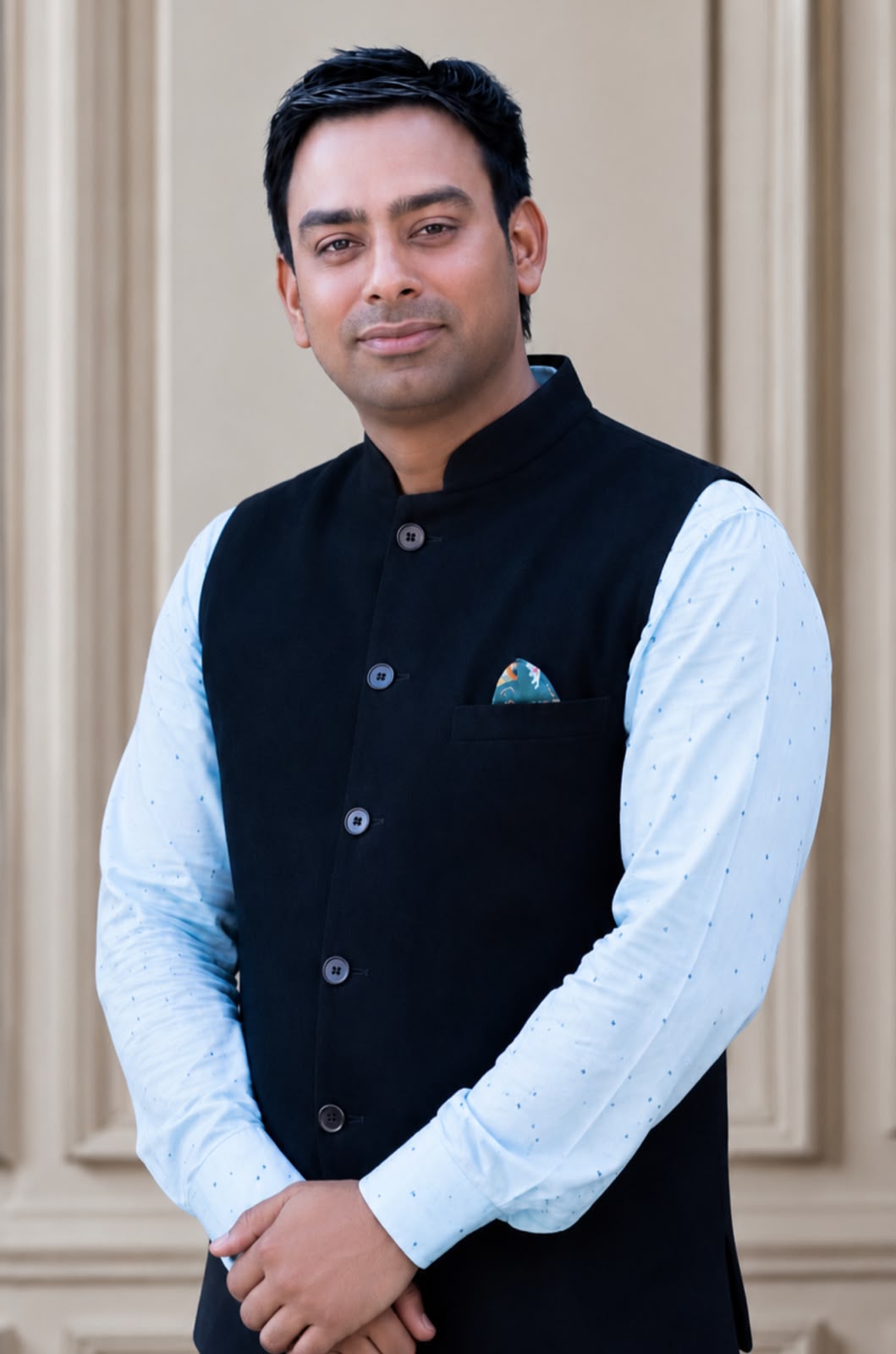 Mr. Manav Kapoor